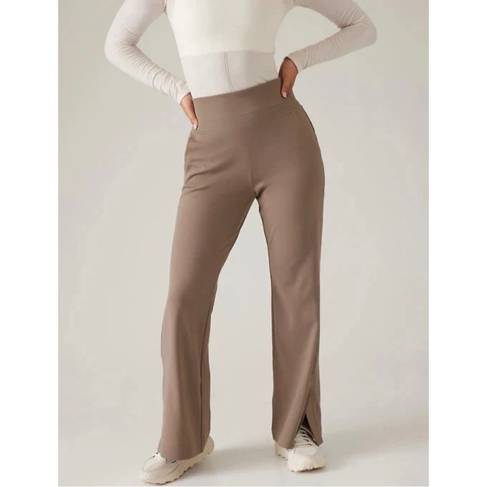 Athleta Venice Flare Pants Size Large Athleisure Comfy Stretch Pyrite Split Hem
